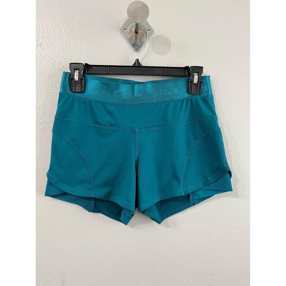Studio by Capezio athletic green shorts size medium